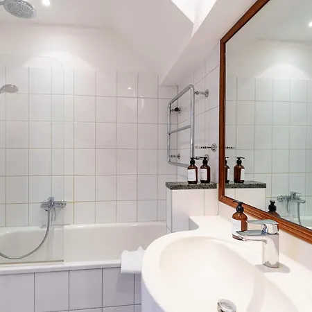 Διαμέρισμα Maisonette Am Holstentor Mit Dachterrasse Und Heimkino *