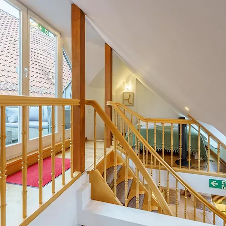 Appartement Maisonette Am Holstentor Mit Dachterrasse Und Heimkino