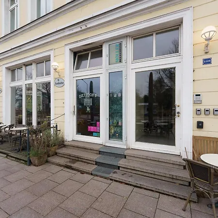 Maisonette Am Holstentor Mit Dachterrasse Und Heimkino Λίμπεκ